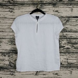Eileen Fisher. White Linen Top.